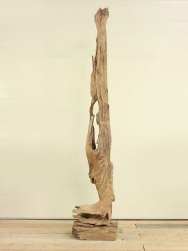 Houtsculptuur 31 GJ (locatie H. Welten)