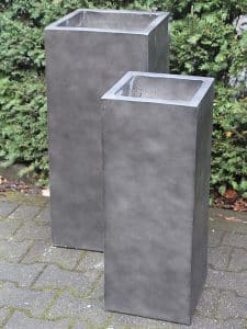 Blumenkästen für draußen leichtbeton anthrazitfarbe 70*27*27 cm.