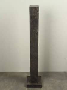 Sockel Hartstein 10*10*104 cm