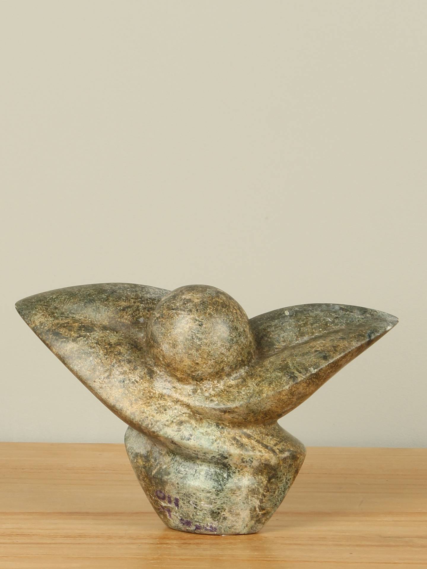 Beeld natuursteen Wildflower nr. 7, 12 cm