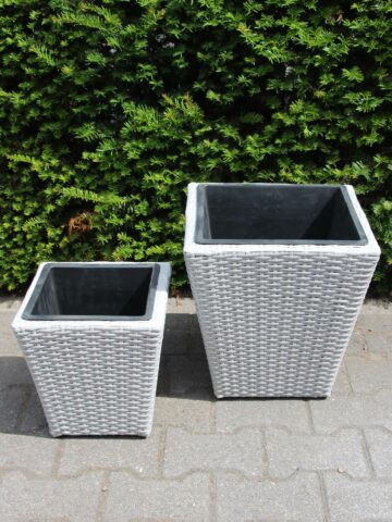 Wicker - poly rattan plantenbakken en bloemenbakken