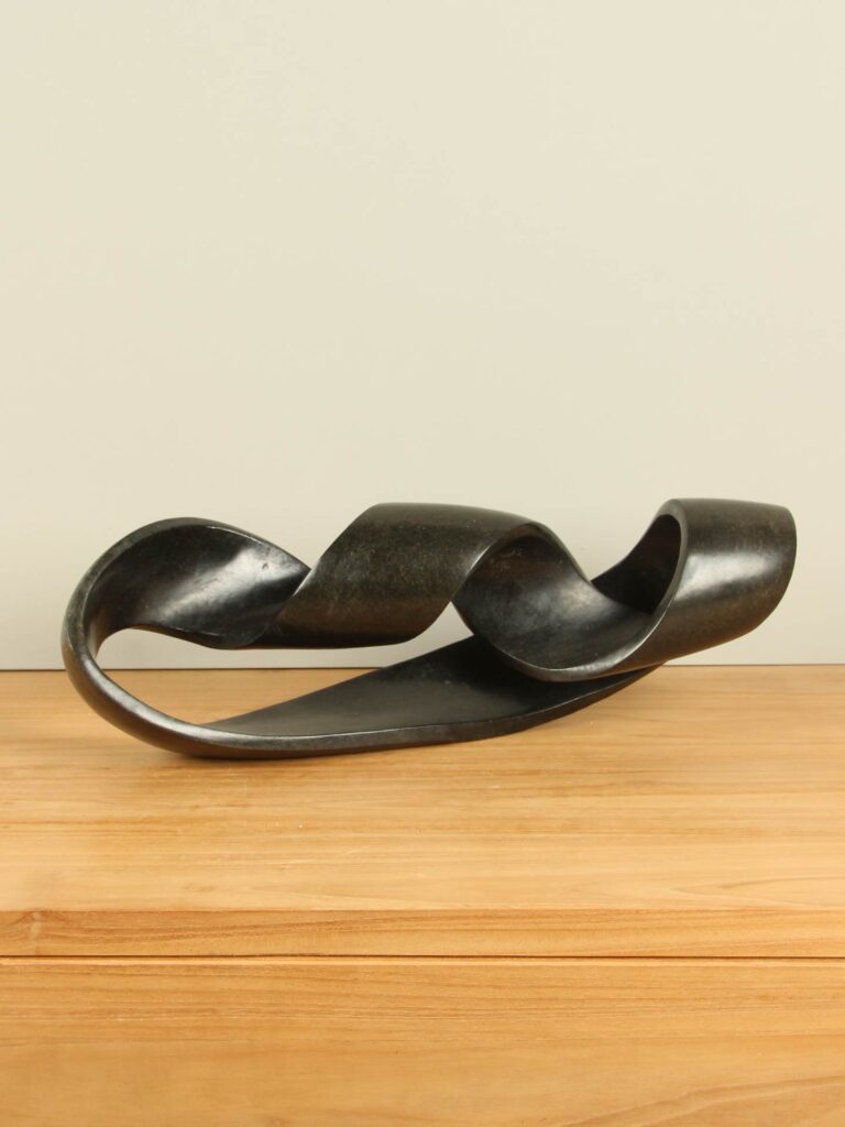 Sculptuur Woggle springstone, 17 cm