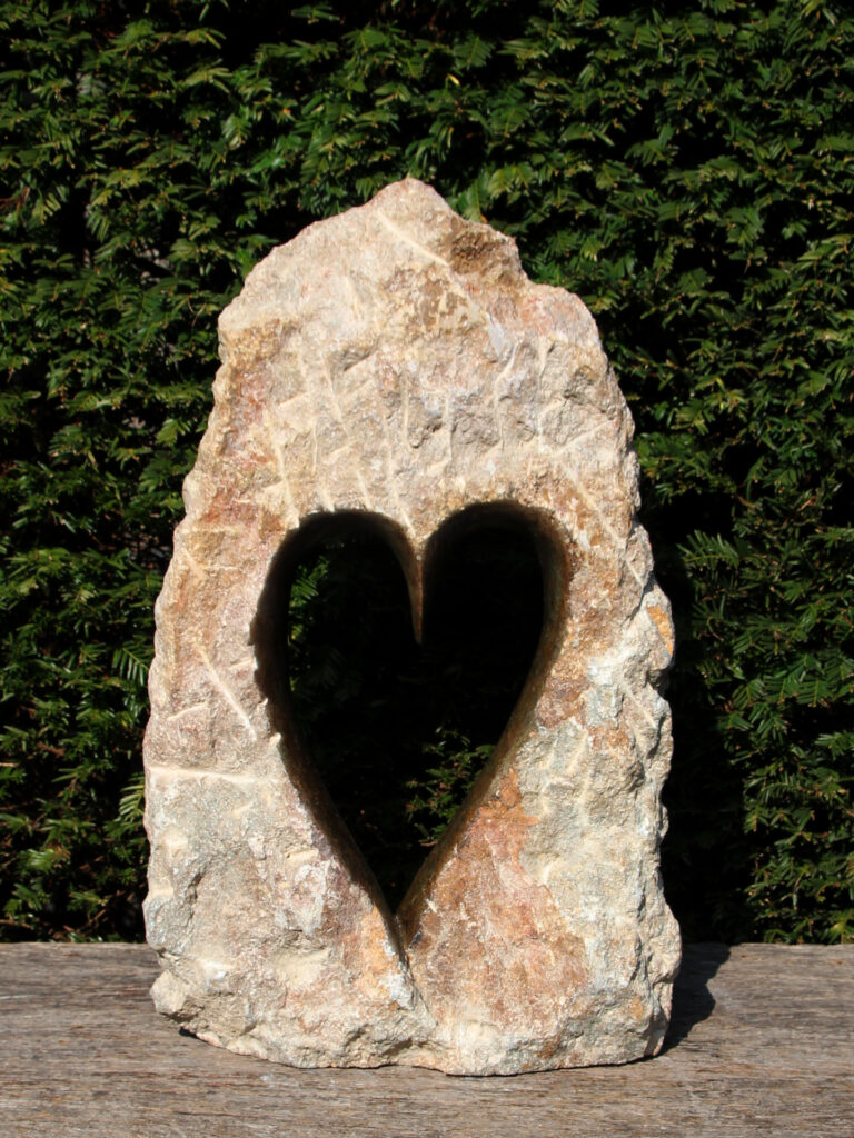 Zimbabwaans tuinbeeld Hart, 52 cm (nr 3)