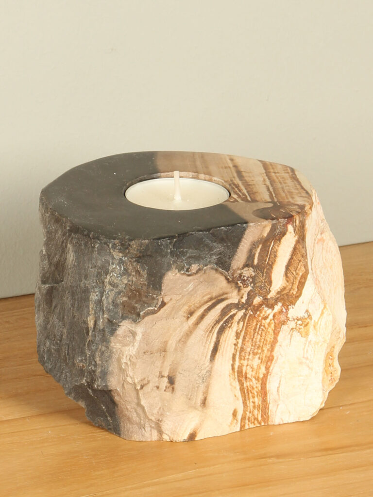 Waxinelichtje versteend hout nr. 19