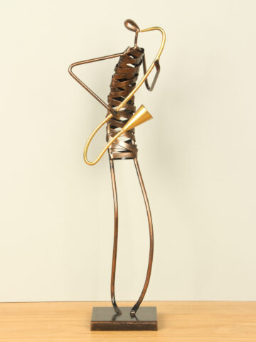 Metalen sculptuur muzikant saxofoon, 48 cm