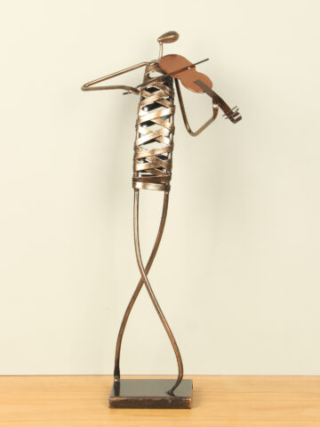 Metalen sculptuur muzikant viool, 64cm